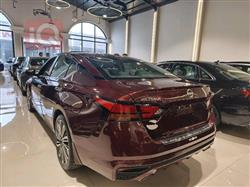 نيسان ألتيما